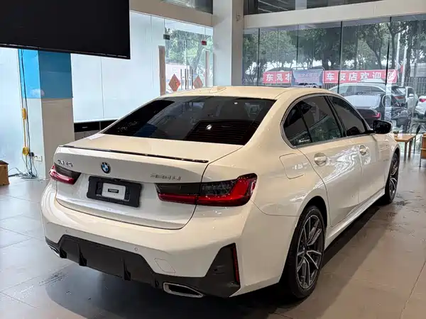 BMW 3 Series 2023