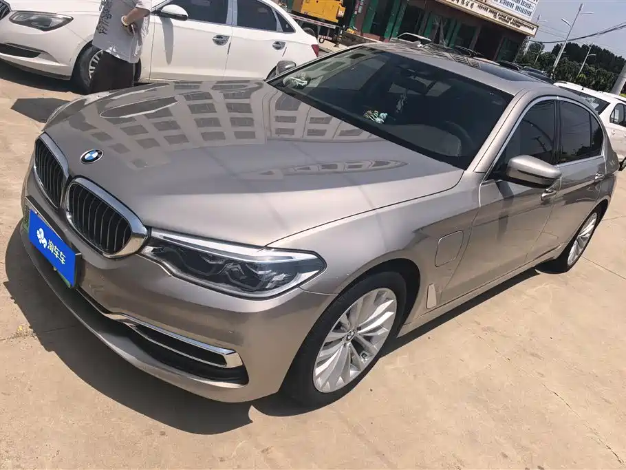 BMW 5 Series New Energy 2020 — фото 2