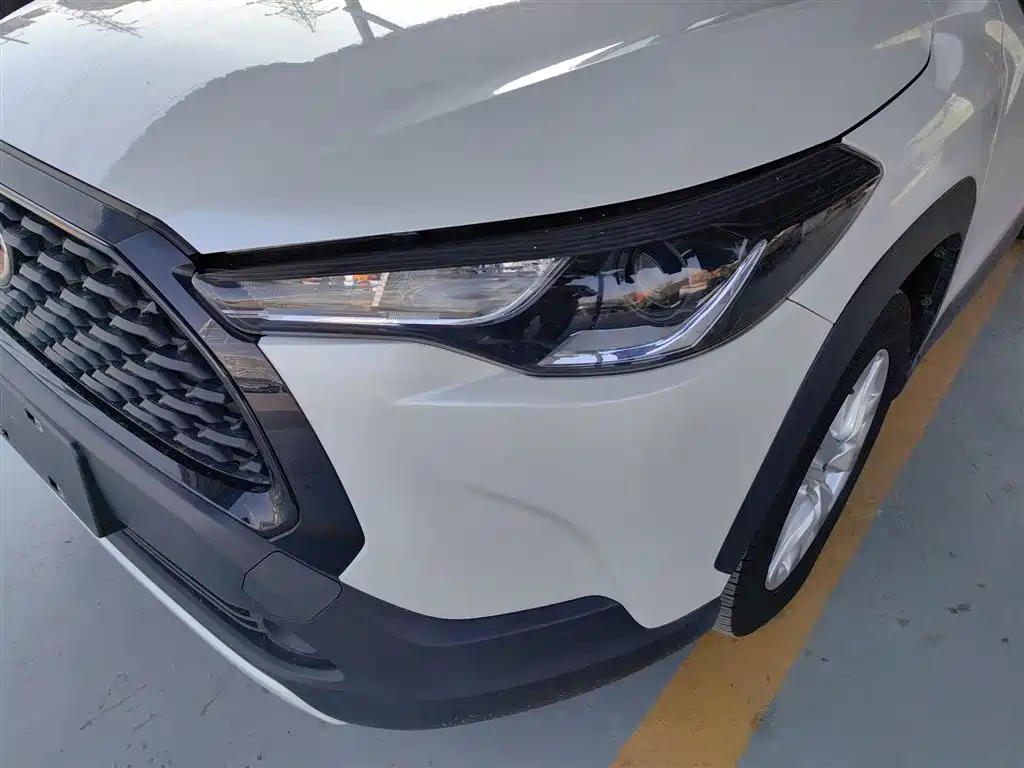 Toyota Corolla Cross 2022 — фото 18