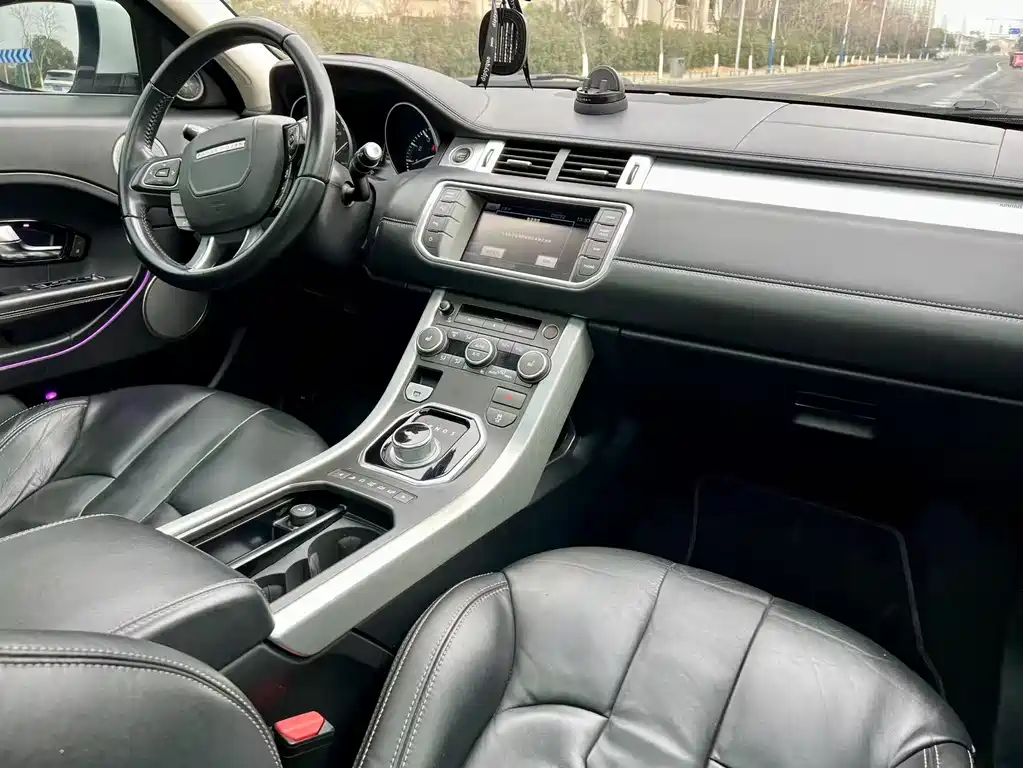 Land Rover Evoque 2012 — фото 12