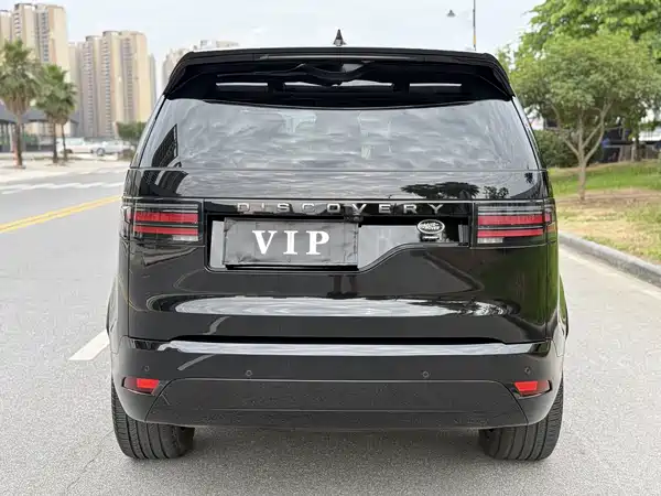 Land Rover Discovery 2021