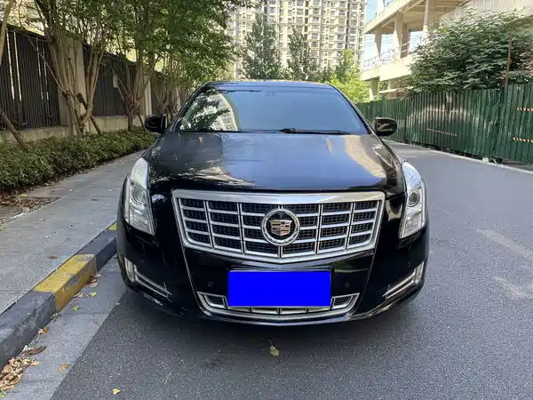 Cadillac XTS 2013