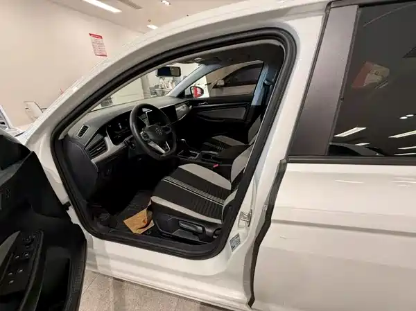 Volkswagen Bora 2024