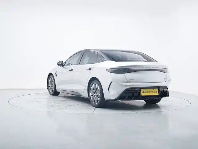 BYD Seal 2023 — фото 3