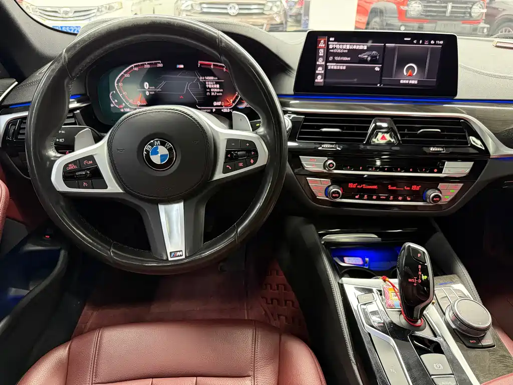 BMW 5 Series 2020 — фото 9