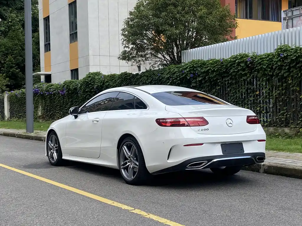 Mercedes-Benz E-Class 2018 — фото 8
