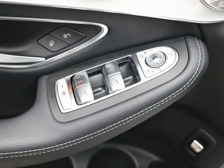 Mercedes-Benz GLC 2021 — фото 12