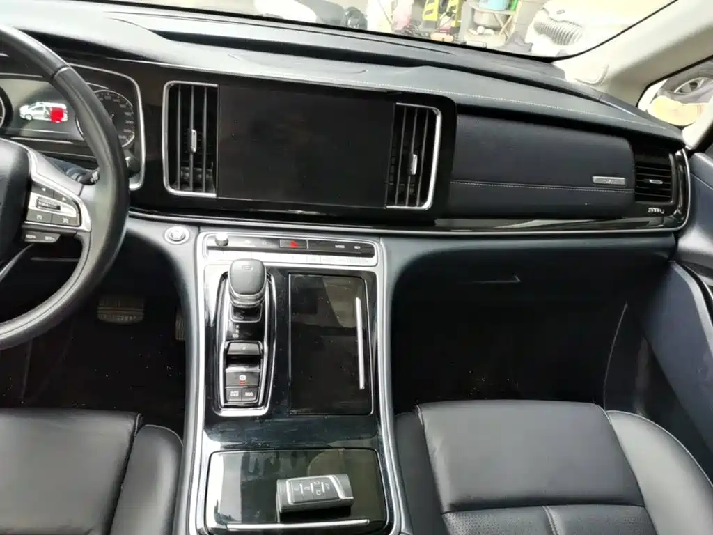 GAC Motor Trumpchi M8 2022 — фото 13