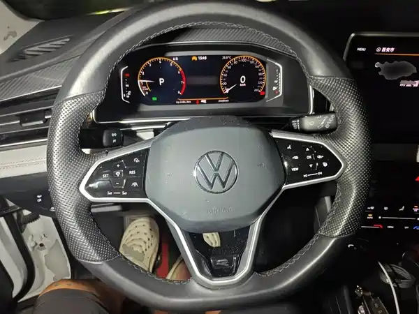 Volkswagen Tiguan L 2023