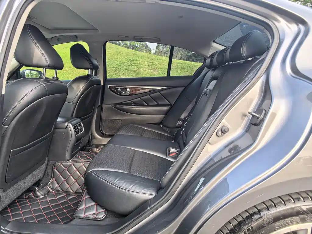 Infiniti Q50L 2015 — фото 13