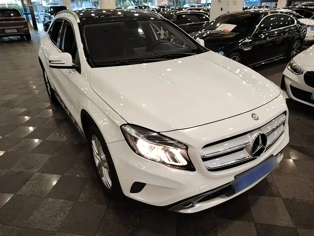 Mercedes-Benz GLA 2015 — фото 4