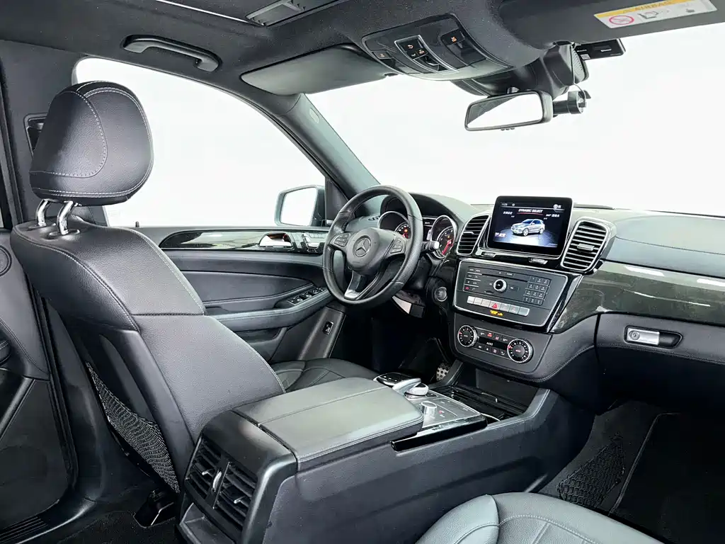 Mercedes-Benz GLE 2019 — фото 16