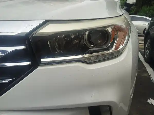 GAC Trumpchi GS4 2016