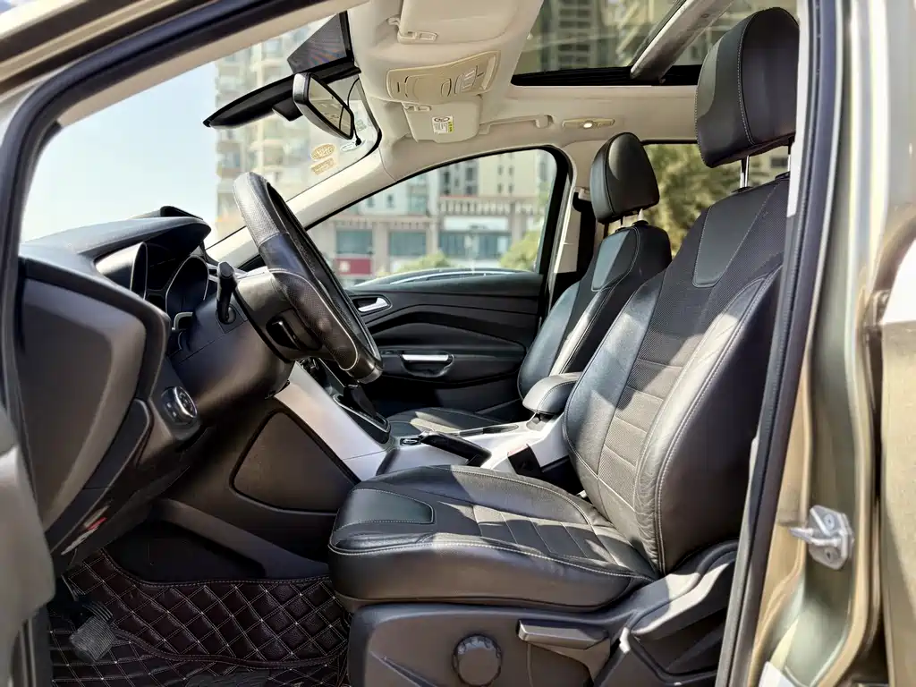 Ford Kuga 2014 — фото 4