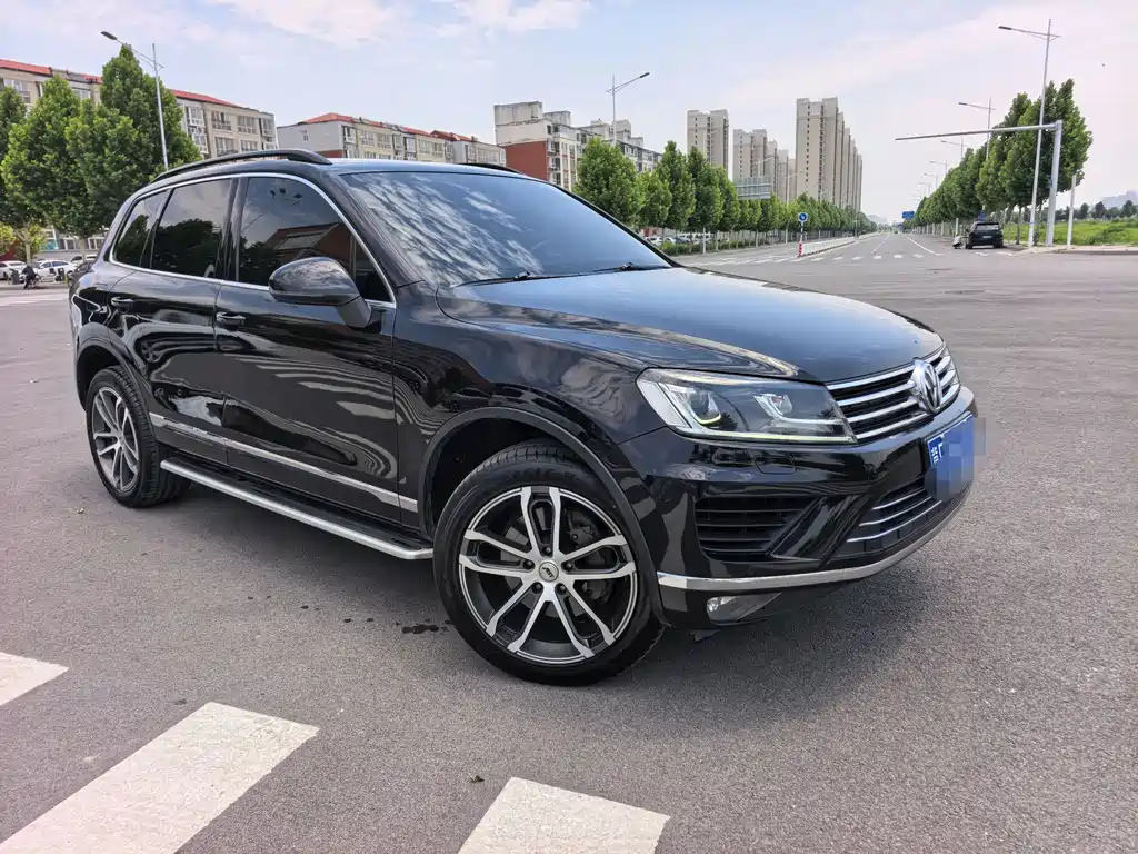 Volkswagen Touareg 2017 — фото 3