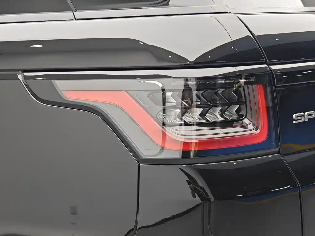 Land Rover Sport 2020 — фото 12