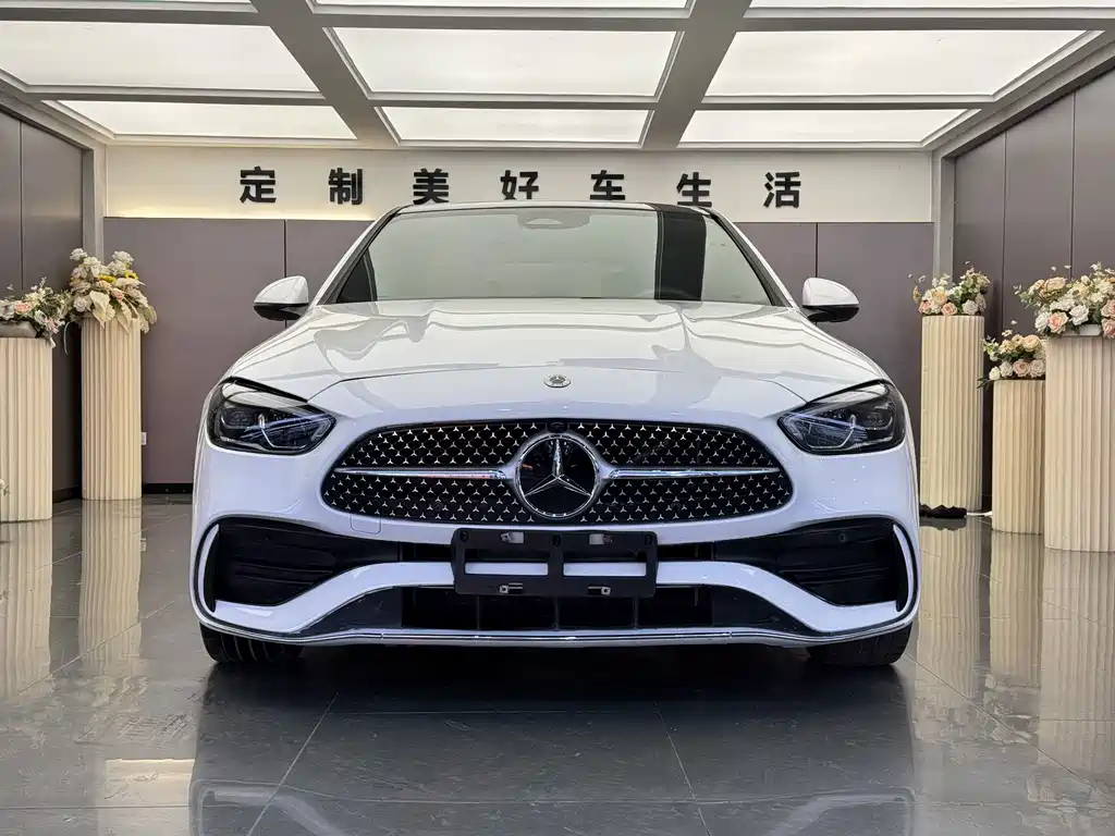 Mercedes-Benz C-Class 2023 — фото 2