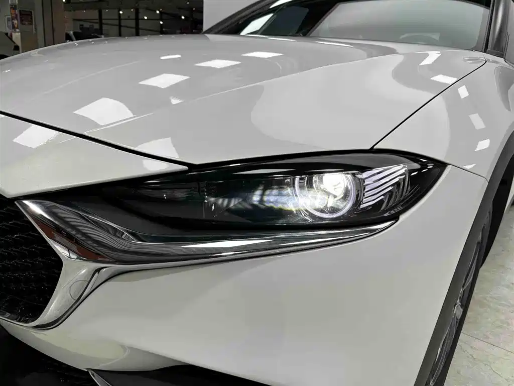 Mazda CX-4 2023 — фото 16
