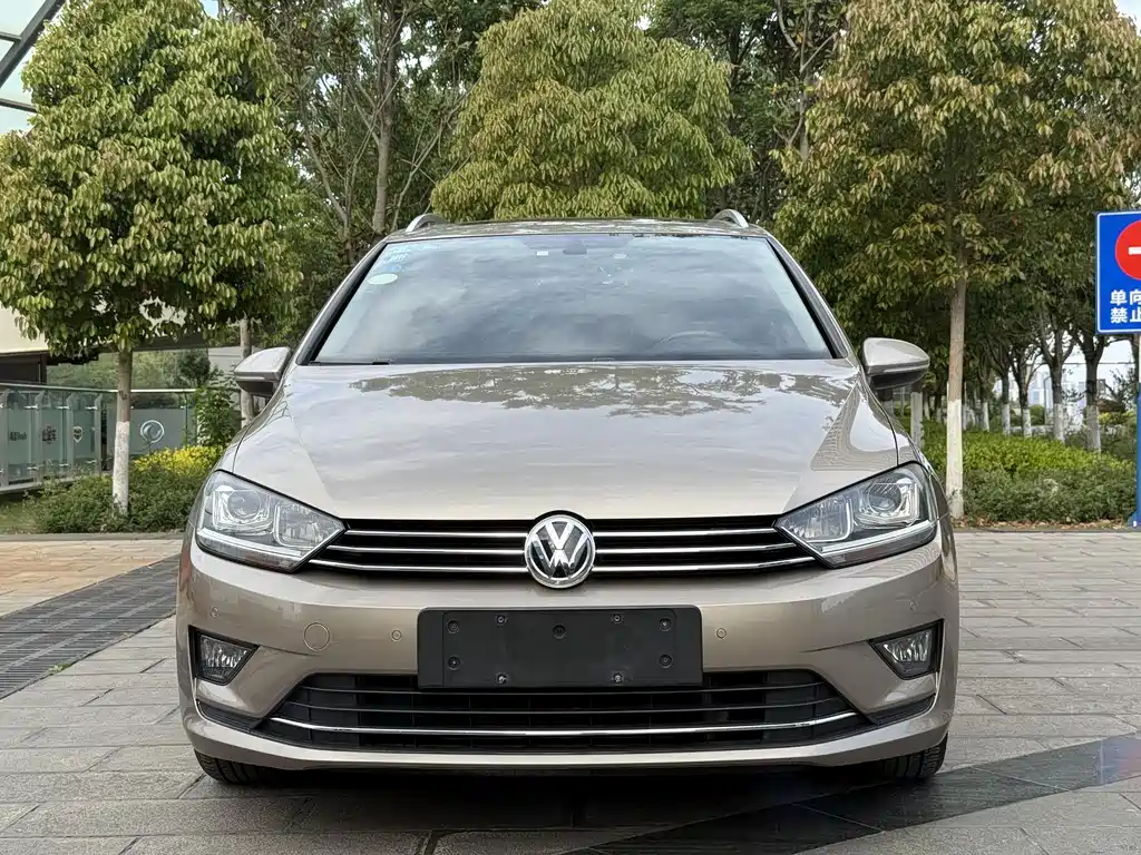Volkswagen Golf Sportsvan 2017 — фото 2