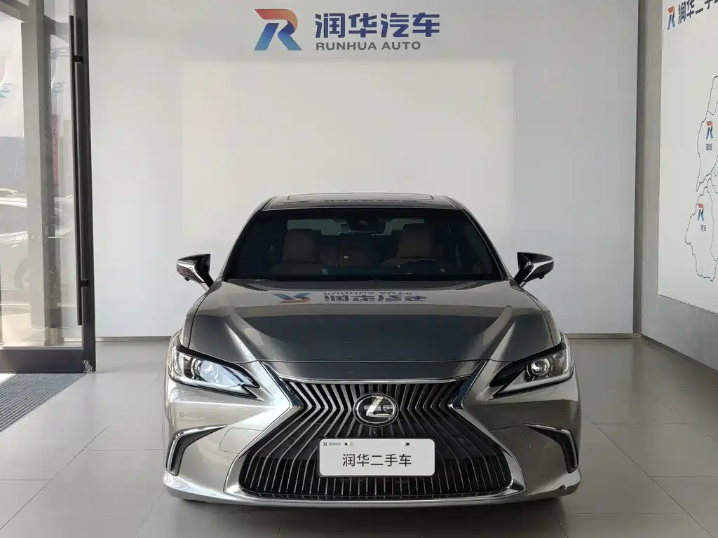 Lexus ES 2020 — фото 2