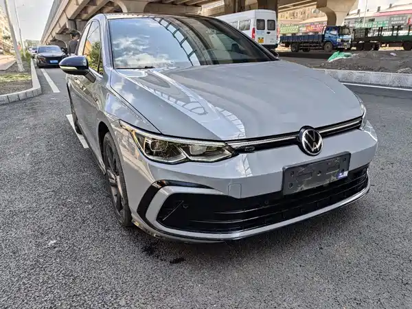 Volkswagen Golf 2022
