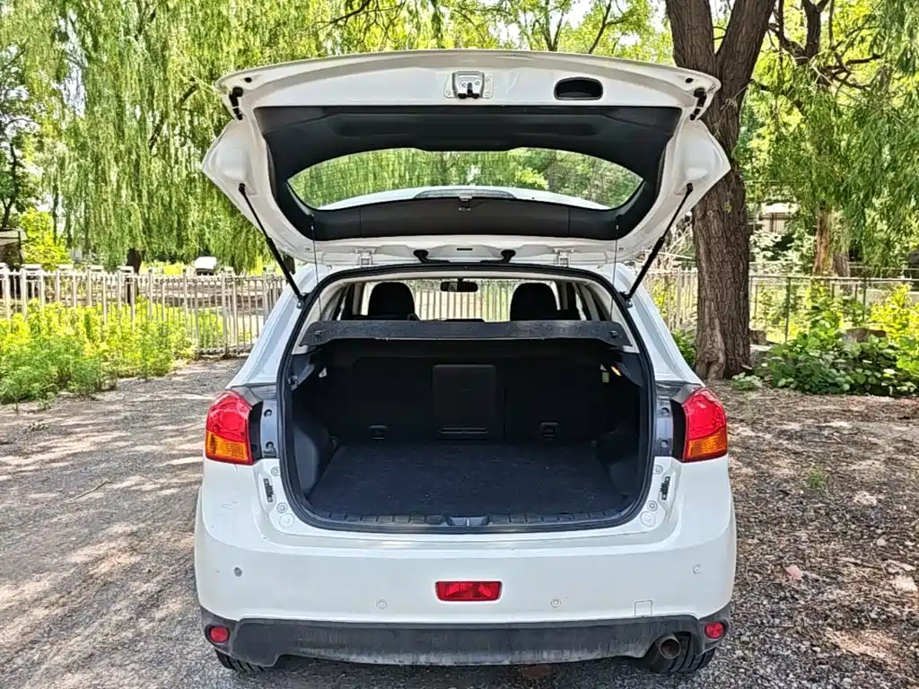 Mitsubishi ASX 2017 — фото 15
