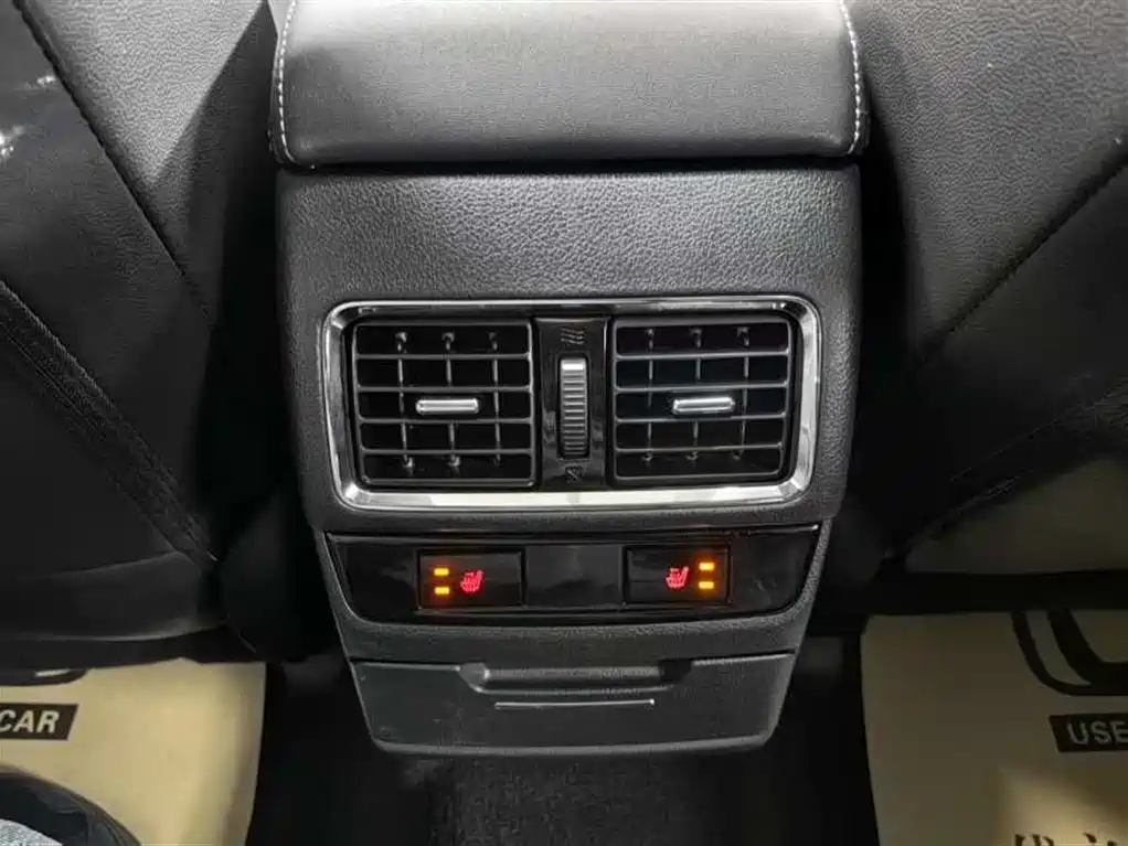 Subaru Outback 2017 — фото 16
