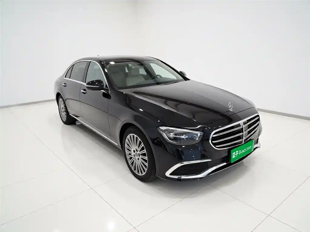 Mercedes-Benz E-Class 2023 — фото 22