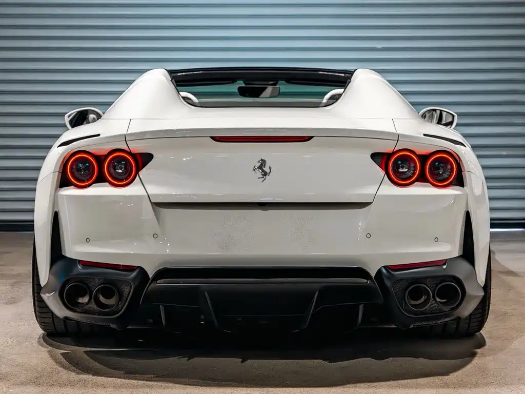 Ferrari 812 2023 — фото 10