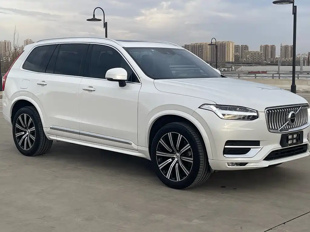 Volvo XC90 2021 — фото 2