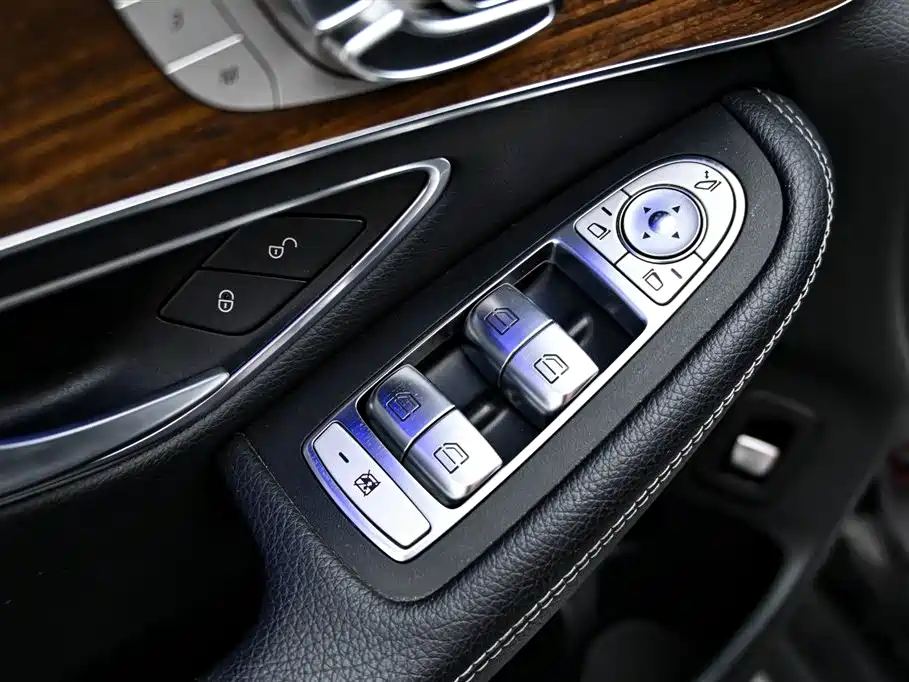 Mercedes-Benz GLC 2021 — фото 22