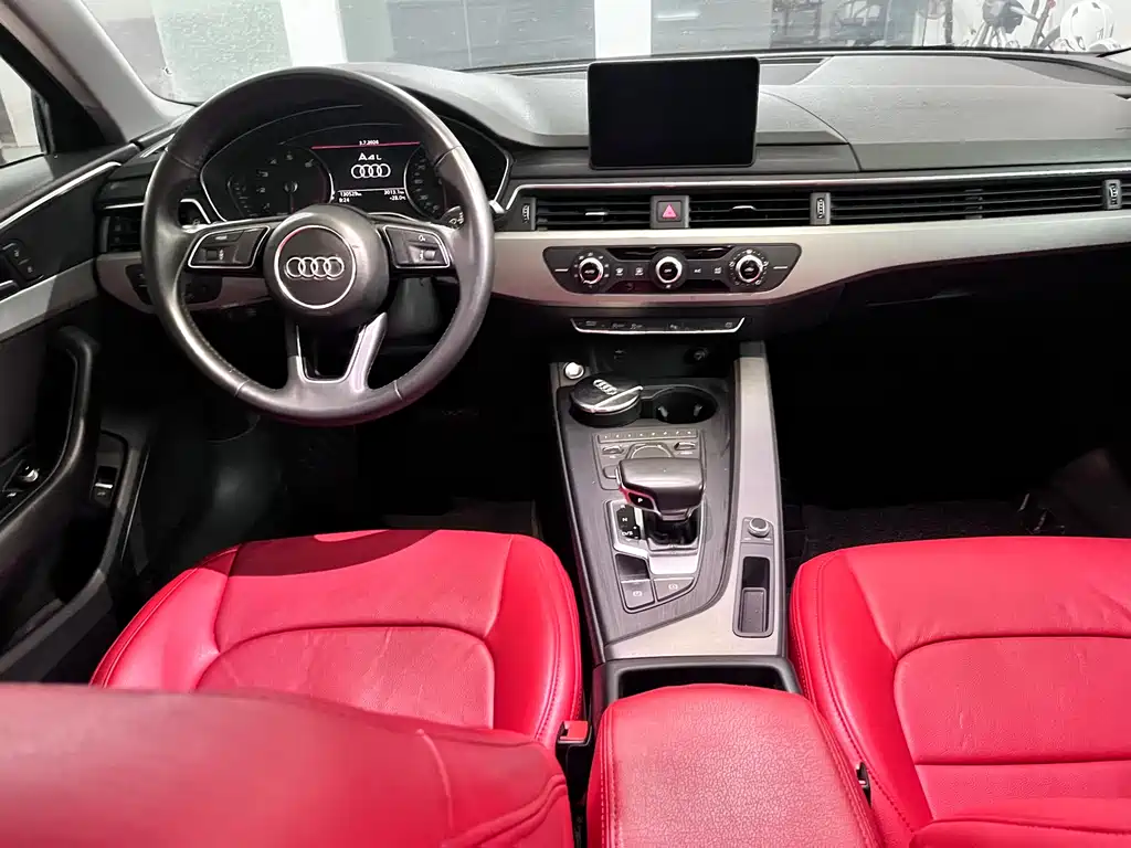 Audi A4L 2019 — фото 9