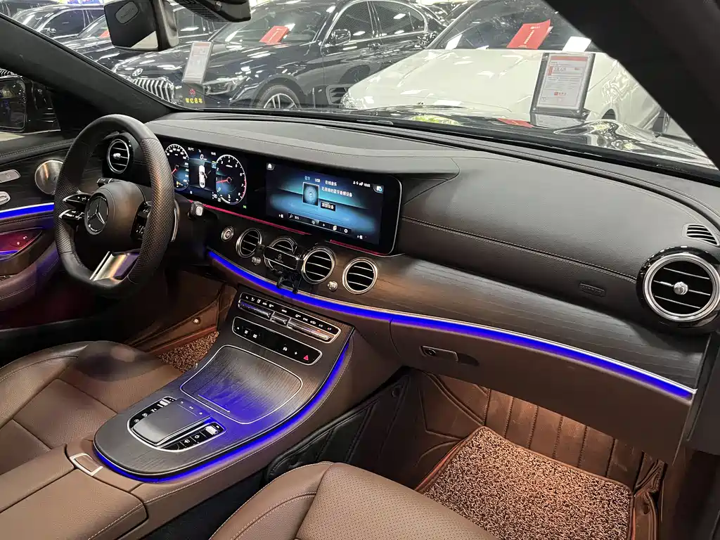 Mercedes-Benz E-Class 2023 — фото 4