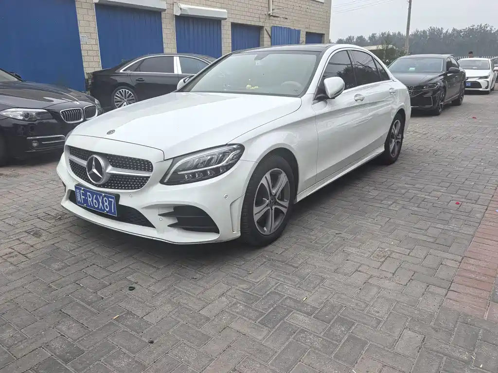 Mercedes-Benz C-Class 2020