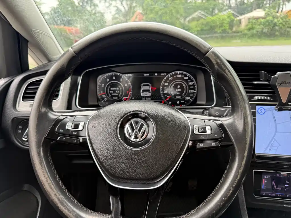 Volkswagen Golf 2015 — фото 14