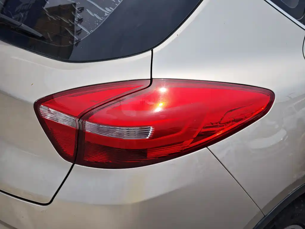 Geely Emgrand GS 2017 — фото 16