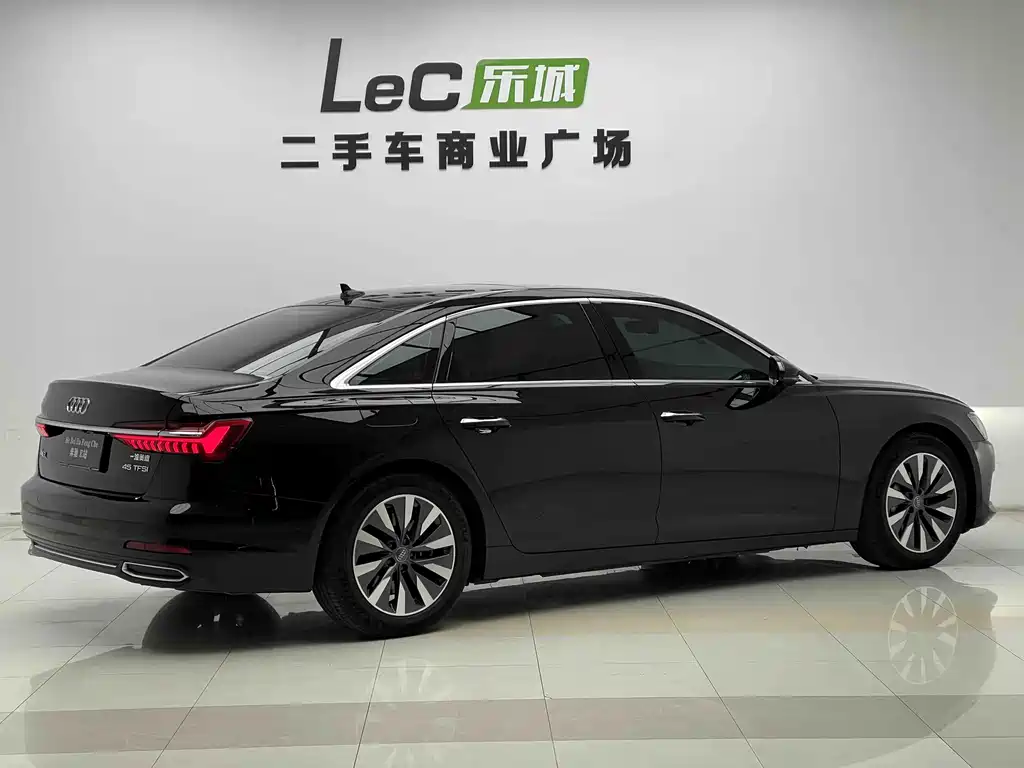 Audi A6L 2019 — фото 16