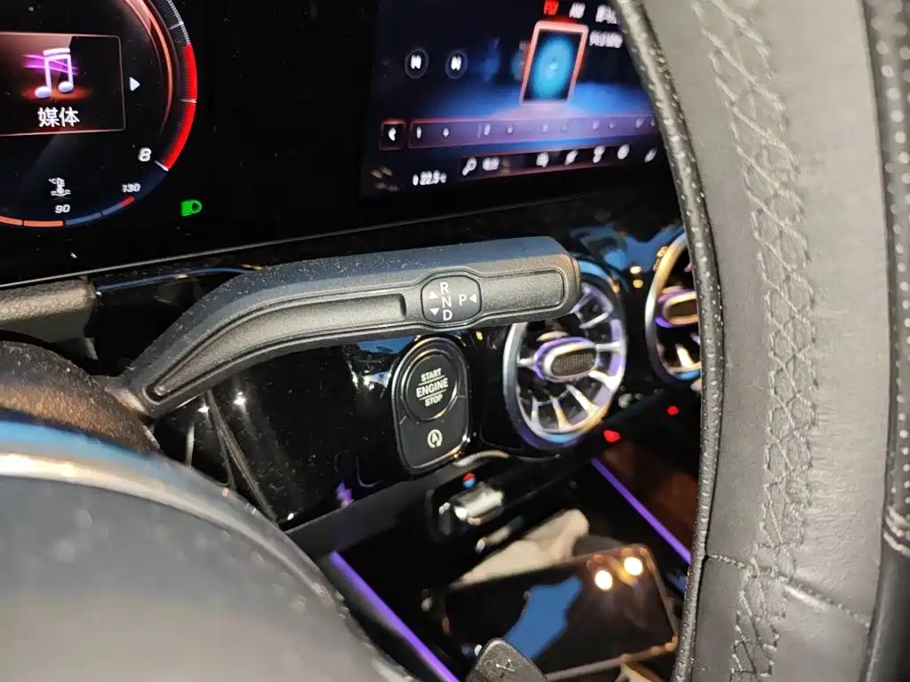 Mercedes-Benz GLA 2021 — фото 10