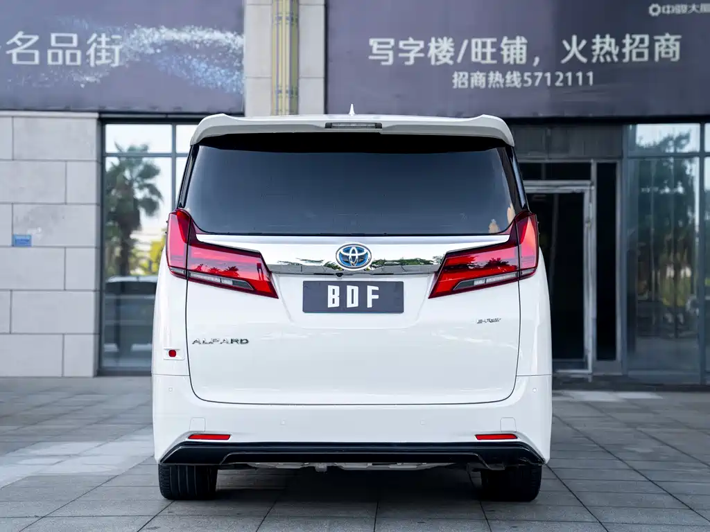 Toyota Alphard 2021 — фото 5