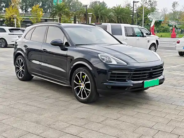 Porsche Cayenne New Energy 2022