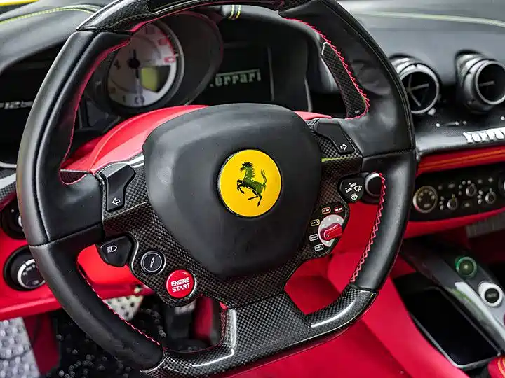 Ferrari F12berlinetta 2013 — фото 12