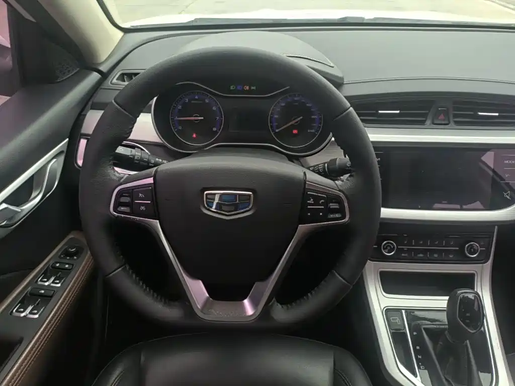 Geely Vision 2018 — фото 11