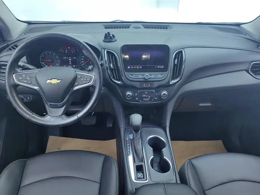 Chevrolet Equinox 2023 — фото 12