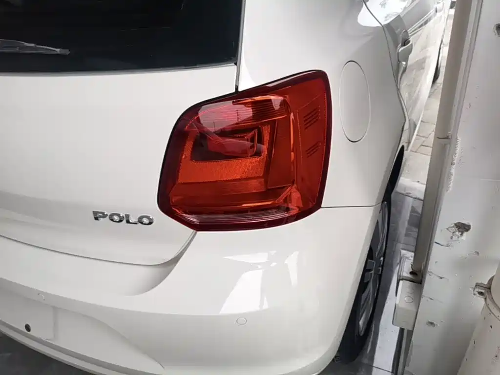 Volkswagen Polo 2018 — фото 24
