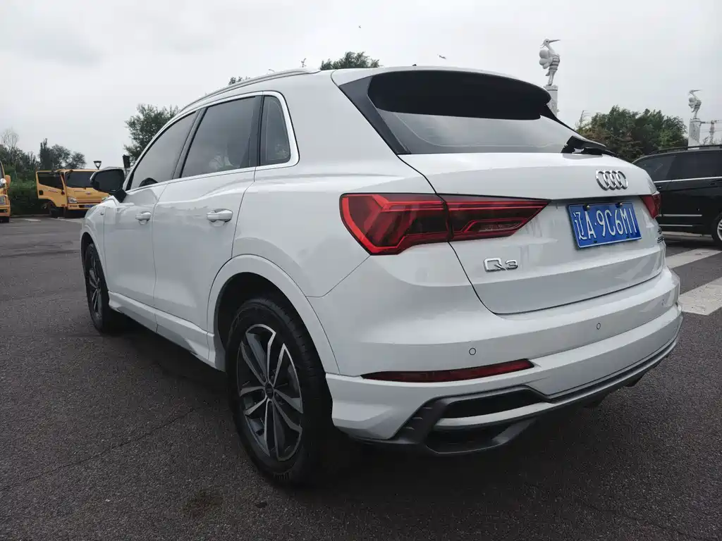 Audi Q3 2022