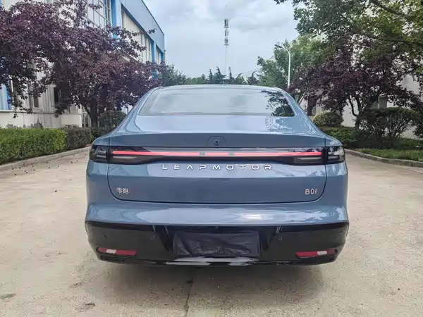Leapmotor B01 2025