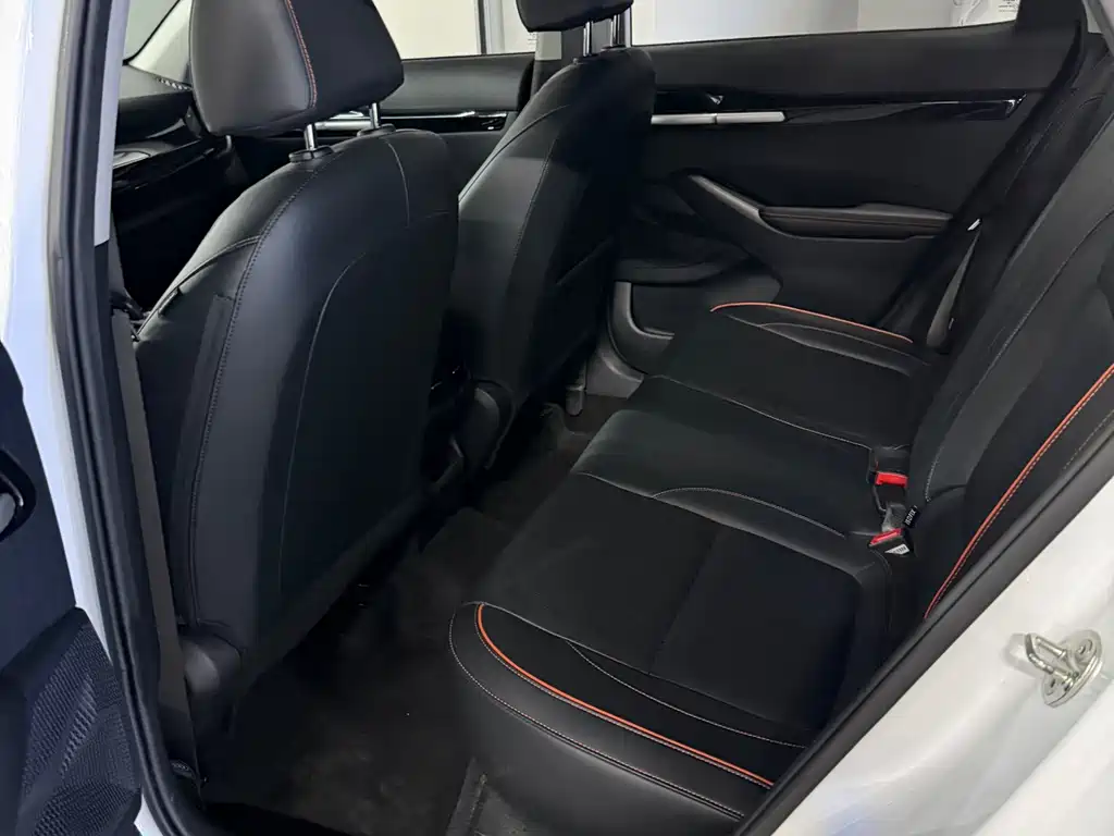 Kia Sethus 2024