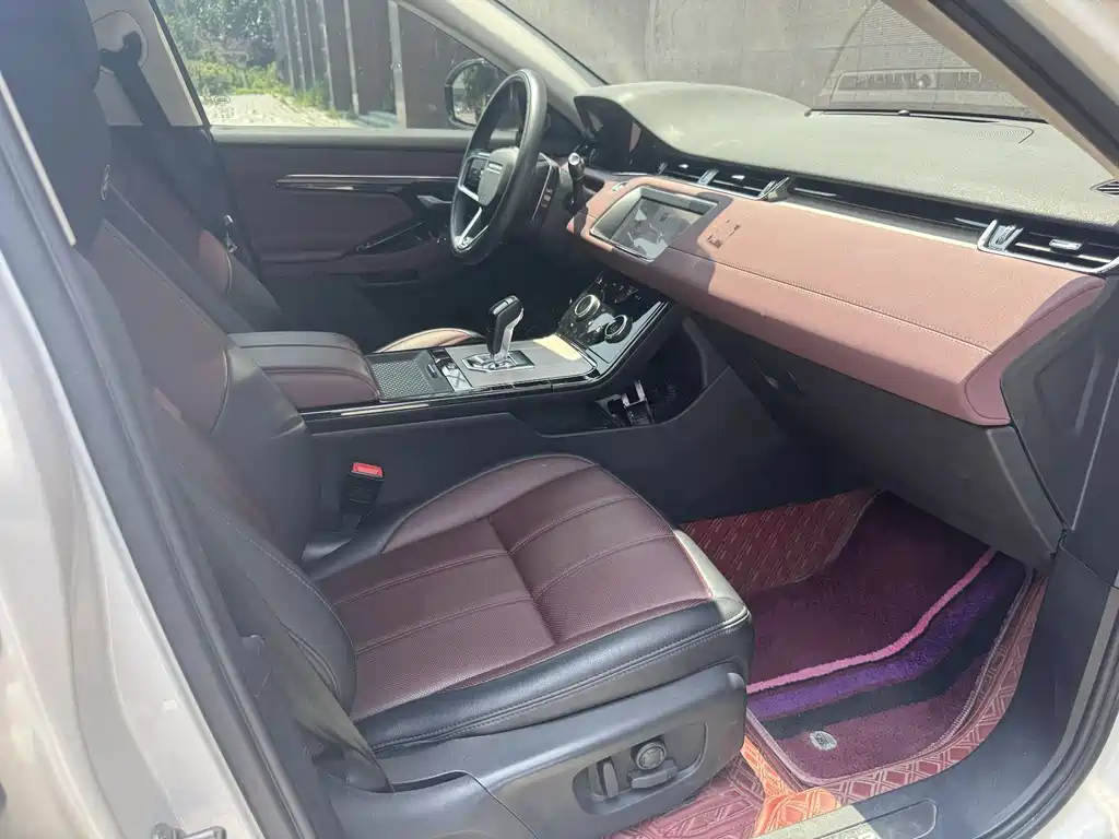 Land Rover Evoque PHEV 2023 — фото 16