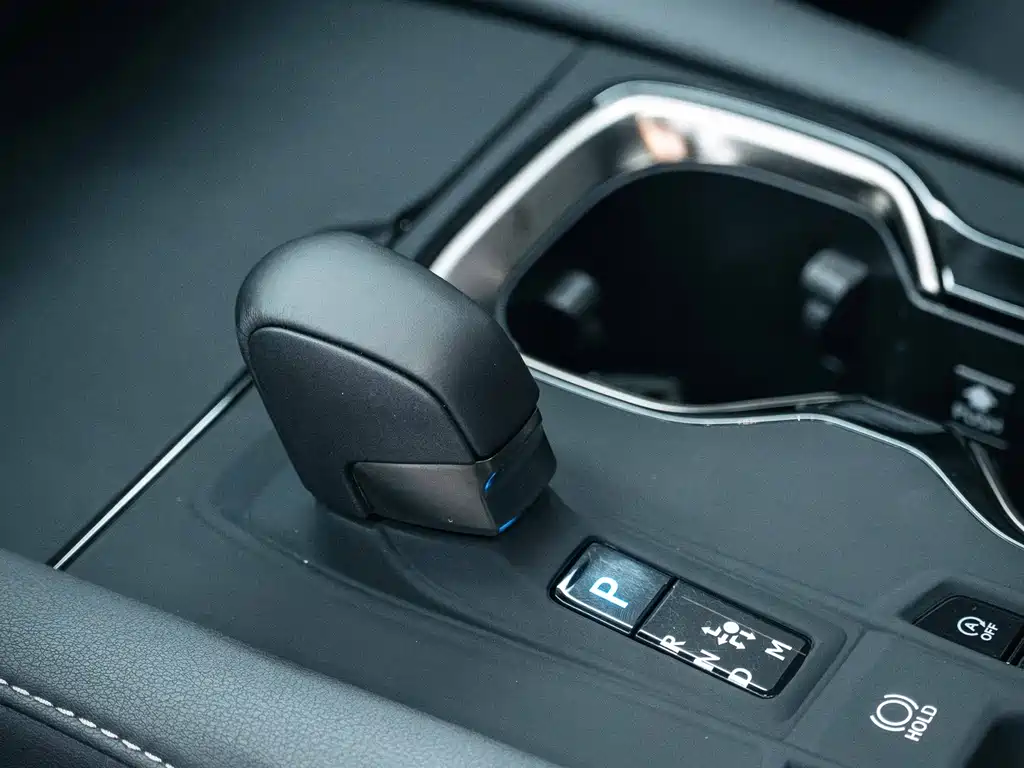Lexus RX 2025 — фото 17