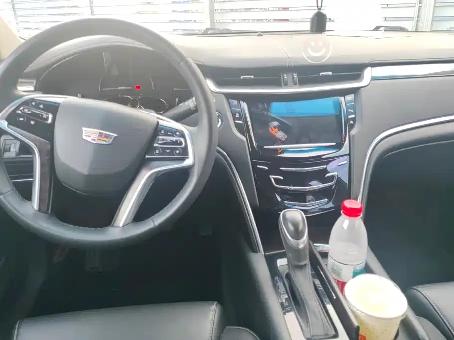 Cadillac XTS 2019 — фото 12
